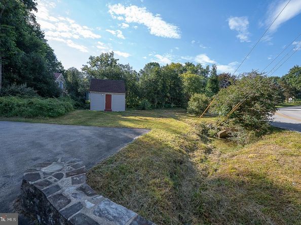 875 Old State Road, Berwyn PA 19312