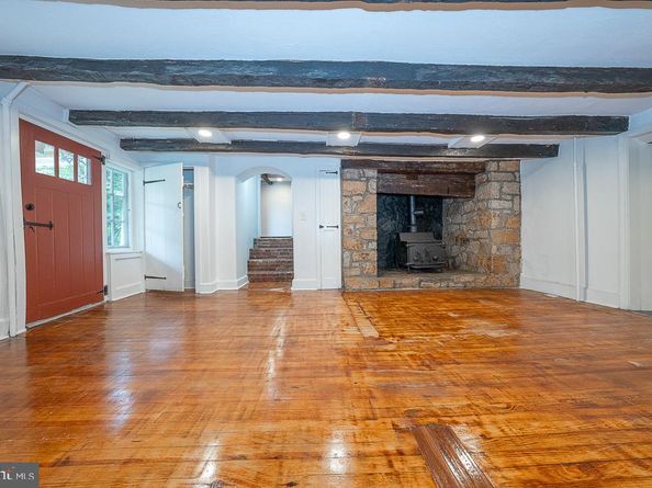 875 Old State Road, Berwyn PA 19312