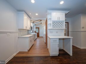 875 Old State Road, Berwyn PA 19312