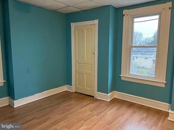 27 N Macdade Boulevard