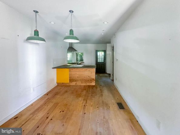 133 W Duval Street, Philadelphia PA 19144