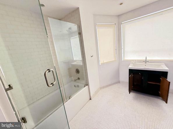 133 W Duval Street, Philadelphia PA 19144