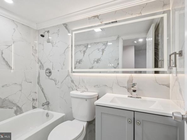 1953 S Ithan Street, Philadelphia PA 19143