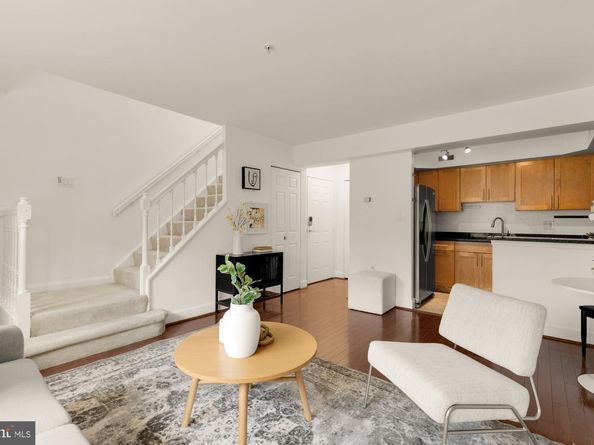 3601 38TH Street NW 303, Washington DC 20016