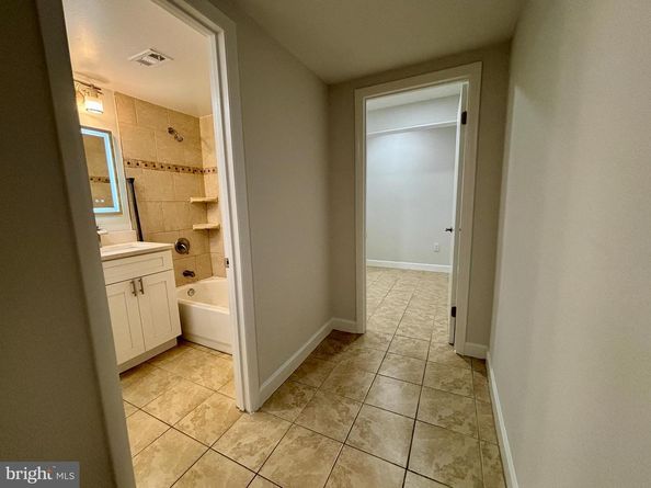 409 N Argonne Avenue N, Sterling VA 20164