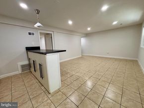 409 N Argonne Avenue N, Sterling VA 20164