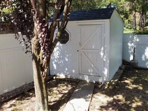409 N Argonne Avenue N, Sterling VA 20164