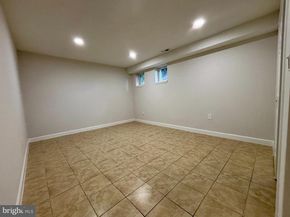 409 N Argonne Avenue N, Sterling VA 20164