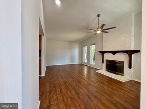 409 N Argonne Avenue N, Sterling VA 20164