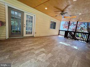 409 N Argonne Avenue N, Sterling VA 20164