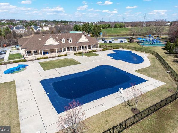 322 Saint Andrews Place, Blue Bell PA 19422