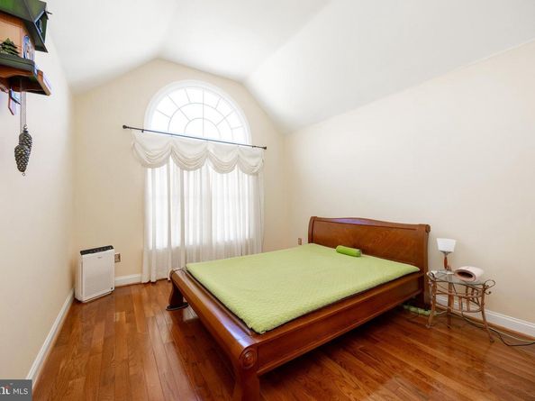 322 Saint Andrews Place, Blue Bell PA 19422
