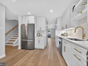 33 Dudley Court 25, Bethesda MD 20814
