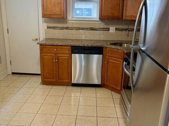 1803 Gladstone Street, Philadelphia PA 19145