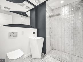 554 Carson Terrace, Huntingdon Valley PA 19006