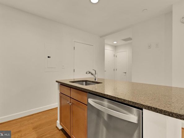 150 V Street NW VL02, Washington DC 20001