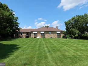 1526 Sandy Hill, Plymouth Meeting PA 19462