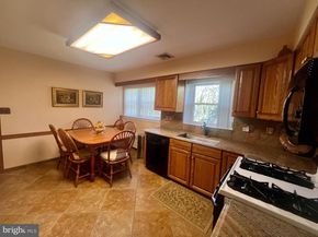 1526 Sandy Hill, Plymouth Meeting PA 19462