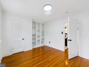 2420 I Street NW, Washington DC 20037