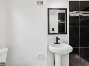 2420 I Street NW, Washington DC 20037