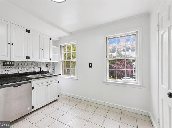 2420 I Street NW, Washington DC 20037