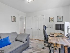 11 Coloma Court, Sterling VA 20164