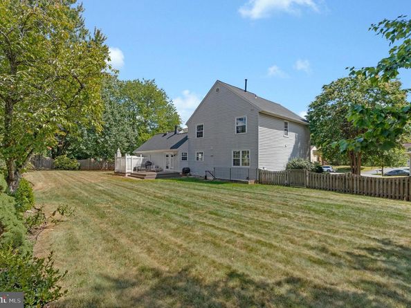 11 Coloma Court, Sterling VA 20164