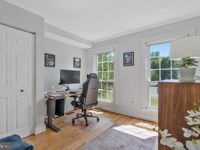 11 Coloma Court, Sterling VA 20164