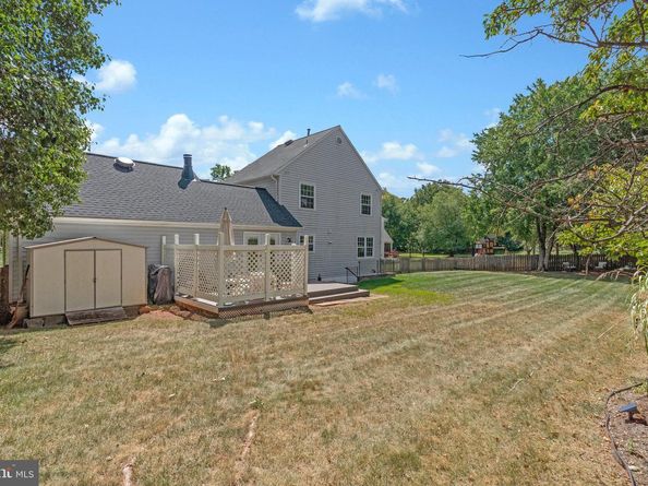 11 Coloma Court, Sterling VA 20164