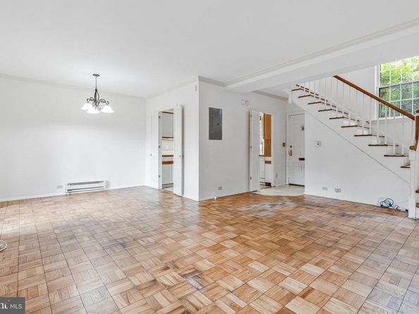 1603 Mount Eagle Place, Alexandria VA 22302