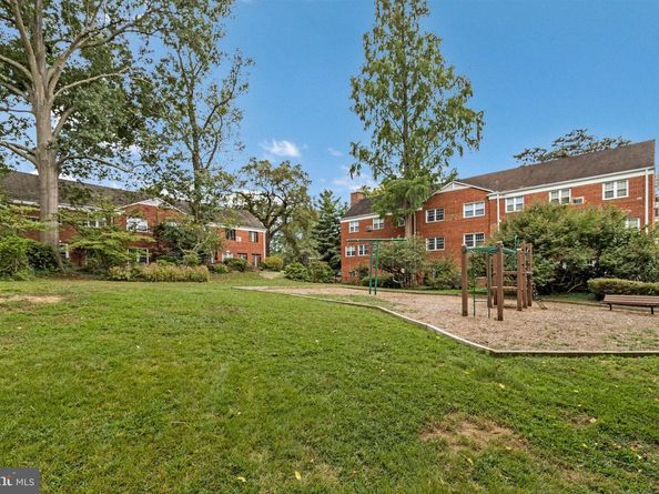 1603 Mount Eagle Place, Alexandria VA 22302