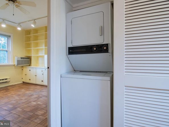 1603 Mount Eagle Place, Alexandria VA 22302