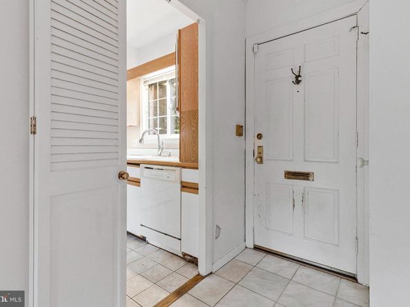 1603 Mount Eagle Place, Alexandria VA 22302