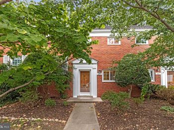 1603 Mount Eagle Place