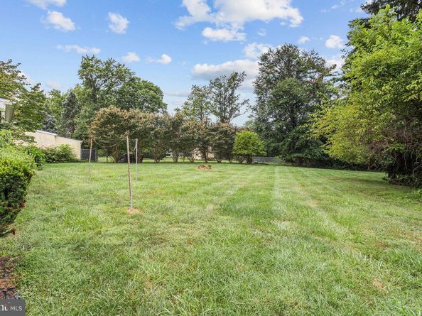 1514 N Hills Avenue, Willow Grove PA 19090