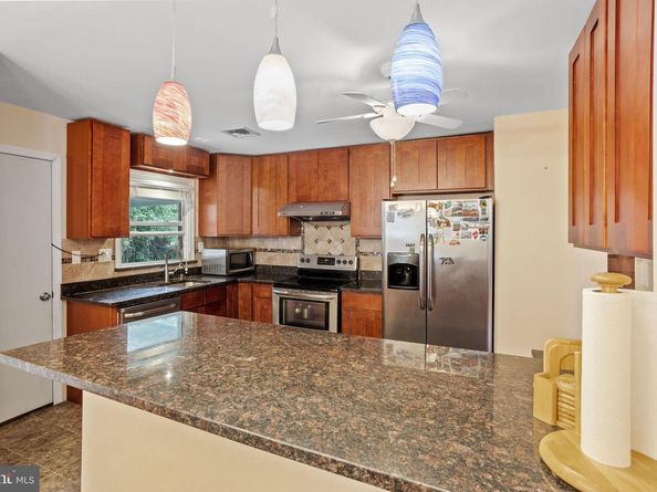 1514 N Hills Avenue, Willow Grove PA 19090