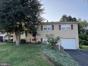 1514 N Hills Avenue, Willow Grove PA 19090