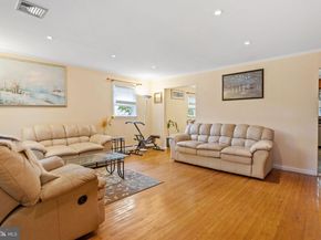 1514 N Hills Avenue, Willow Grove PA 19090
