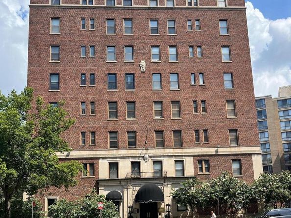 1133 13TH Street NW 402, Washington DC 20005