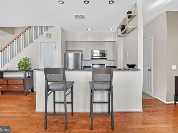 343 Cedar Street NW 322, Washington DC 20012