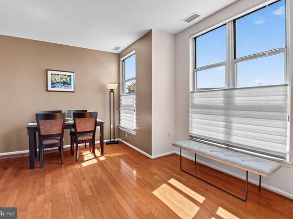 343 Cedar Street NW 322, Washington DC 20012
