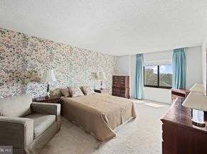 205 Yoakum Parkway 607, Alexandria VA 22304