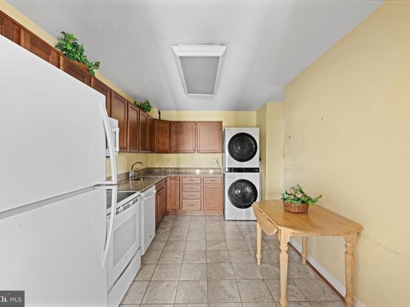 205 Yoakum Parkway 607, Alexandria VA 22304