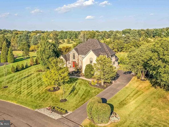 21 Belamour Drive, Washington Crossing PA 18977