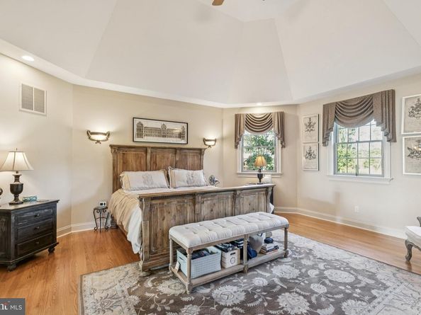 21 Belamour Drive, Washington Crossing PA 18977