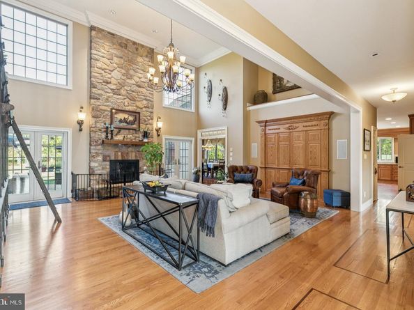 21 Belamour Drive, Washington Crossing PA 18977