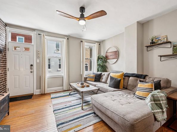 142 Davis Street, Philadelphia PA 19127