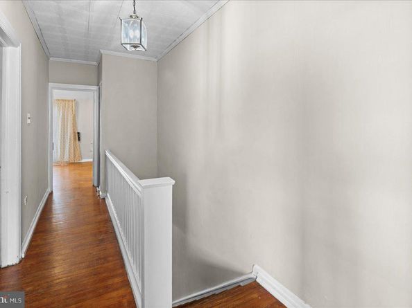 908 Yeadon Avenue, Lansdowne PA 19050