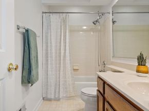 22025 Guilford Station Terrace, Sterling VA 20166