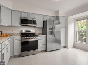 22025 Guilford Station Terrace, Sterling VA 20166